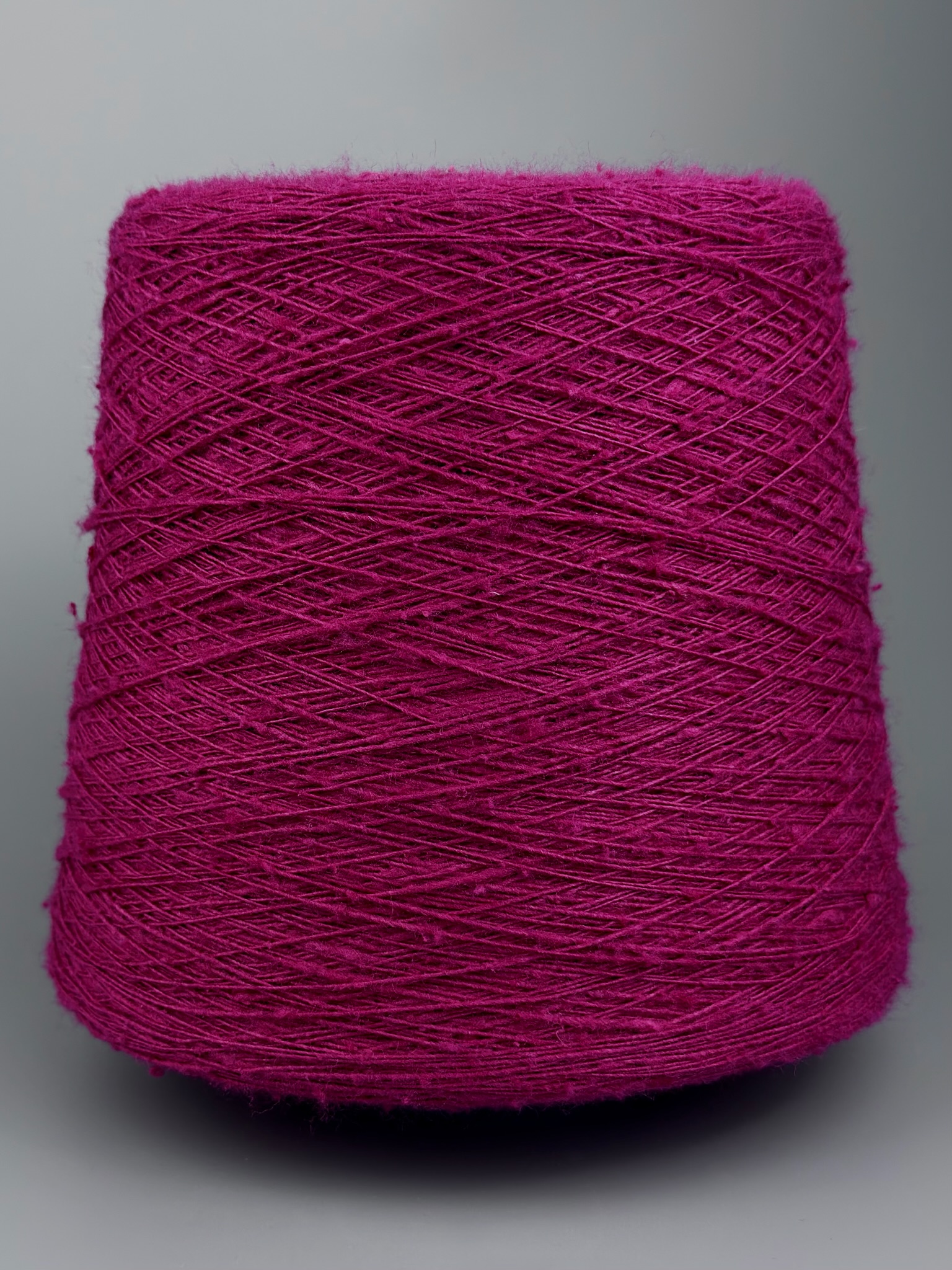 Art. Seta Tweed Bourette – Filato 100% Seta Bourette Tweed col. Fucsia Reale 700 m / 100 g foto 2